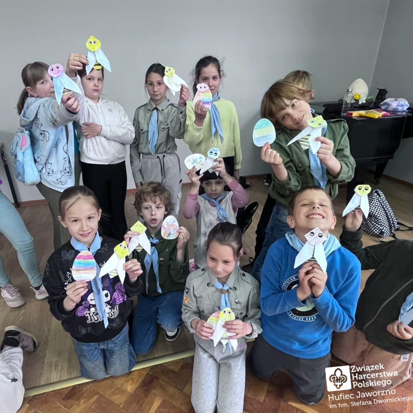 Czuj! ⚜️

Na początku miesiąca, 6 kwietnia, w naszym hufcu odbyła się „Randka z Wiosną” 🌸🐝. Podczas wydarzenia zuchy mia (4/13)