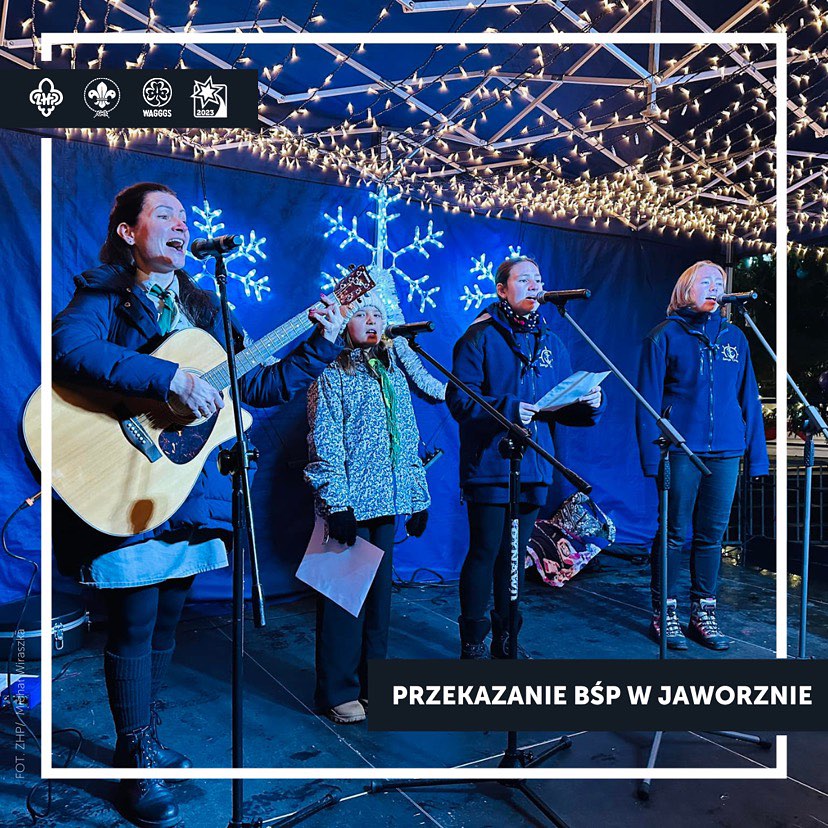 🕯🌟 Dzielmy się Światłem Pokoju! 🌟🕯

16 Grudnia na jaworznickim rynku harcerze z Jaworzna mieli zaszczyt przekazać Betlej (4/8)