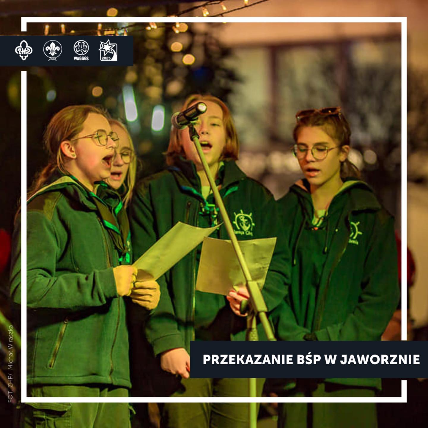🕯🌟 Dzielmy się Światłem Pokoju! 🌟🕯

16 Grudnia na jaworznickim rynku harcerze z Jaworzna mieli zaszczyt przekazać Betlej (5/8)