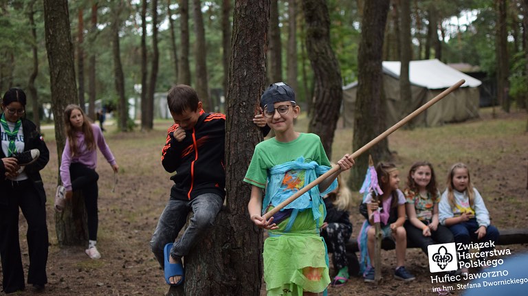 Czuj, czuj, czuwaj! ⚜️

Nadrabiamy zaległości z kolonii zuchowej w Siamoszycach! 🌲

W następnych dniach kolonii uczestni (2/7)