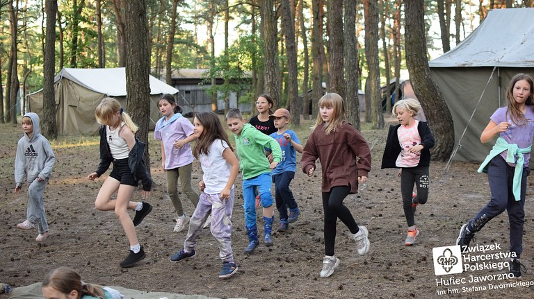 Czuj, czuj, czuwaj! ⚜️

Nadrabiamy zaległości z kolonii zuchowej w Siamoszycach! 🌲

W następnych dniach kolonii uczestni (7/7)