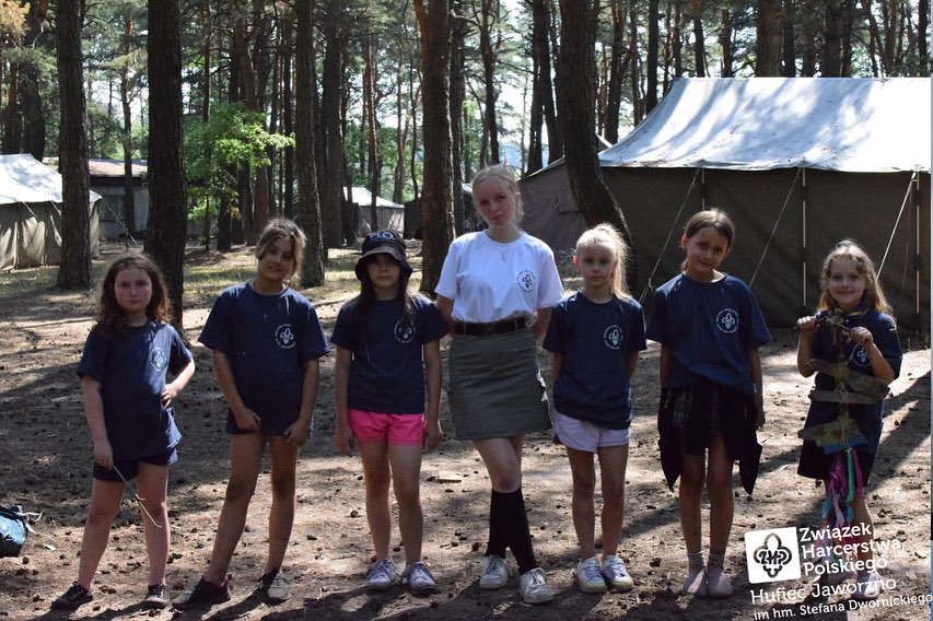 Czuj, czuj, czuwaj!⚜️
Zapraszamy do fotorelacji z ostatnich dni naszej kolonii w Siamoszycach!🌲
W ostatnich dniach odb (10/12)