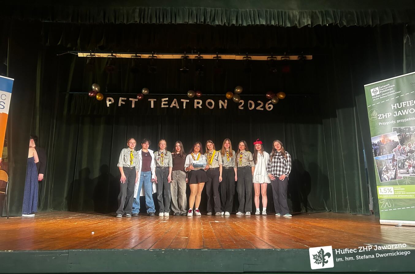 W miniony weekend odbył się Przegląd Form Teatralnych “Teatron” ✨🎭

W piątek rozpoczęliśmy wydarzenie uroczystym apelem (11/16)