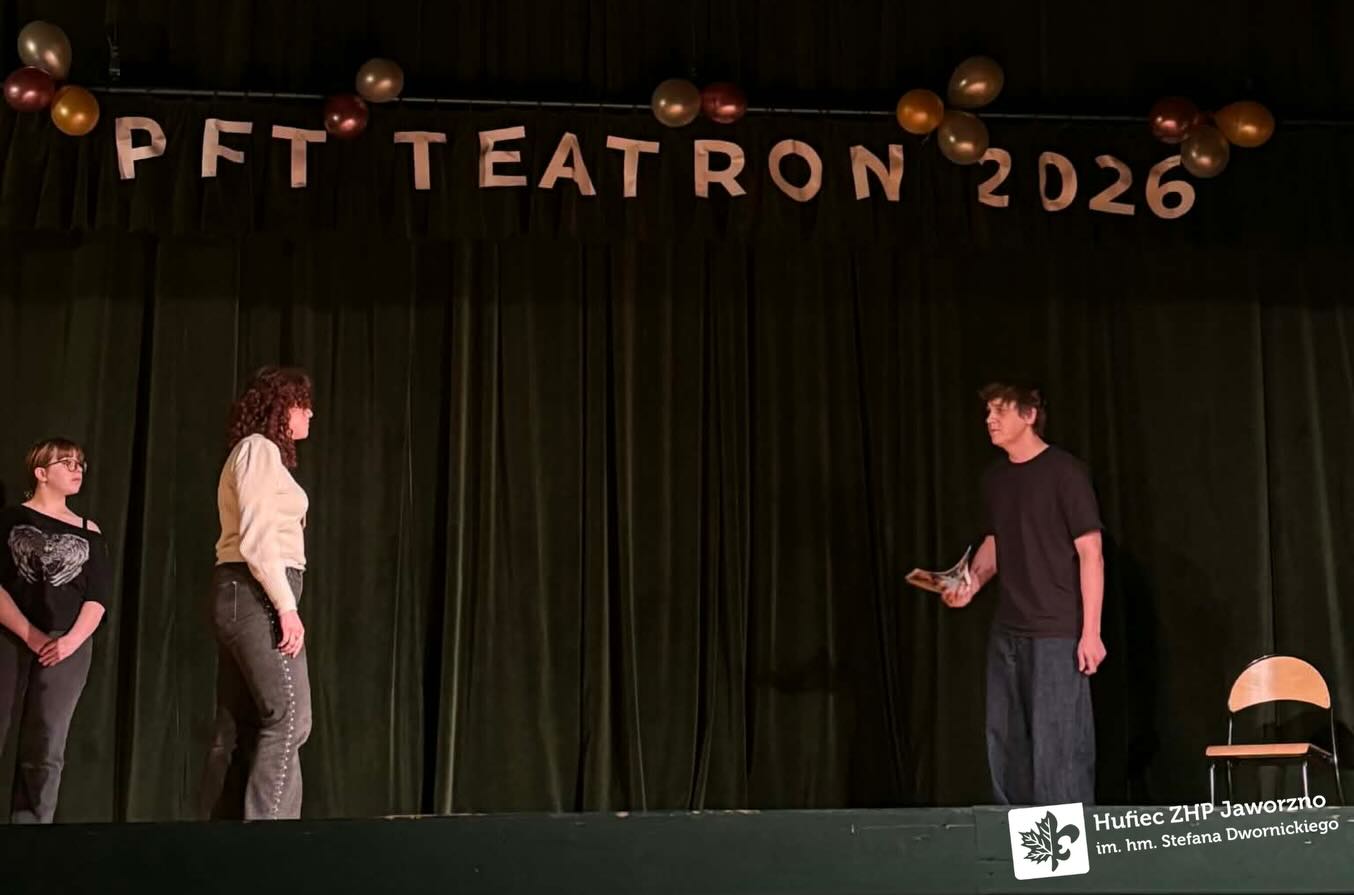 W miniony weekend odbył się Przegląd Form Teatralnych “Teatron” ✨🎭

W piątek rozpoczęliśmy wydarzenie uroczystym apelem (5/16)