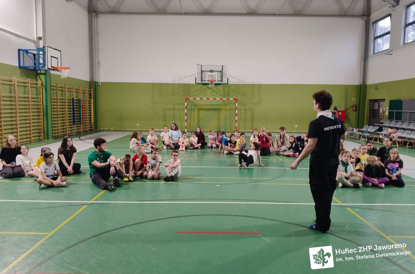W zeszłą sobotę (tj. 07.02) odbyła się Olimpiada Zuchowa.

Całość zaczęła się od oficjalnego rozpoczęcia oraz muzycznej (10/18)