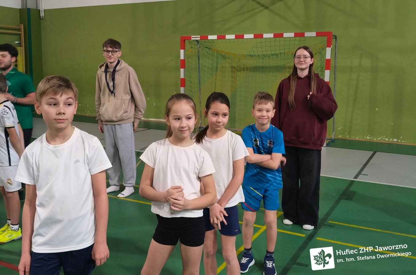 W zeszłą sobotę (tj. 07.02) odbyła się Olimpiada Zuchowa.

Całość zaczęła się od oficjalnego rozpoczęcia oraz muzycznej (4/18)