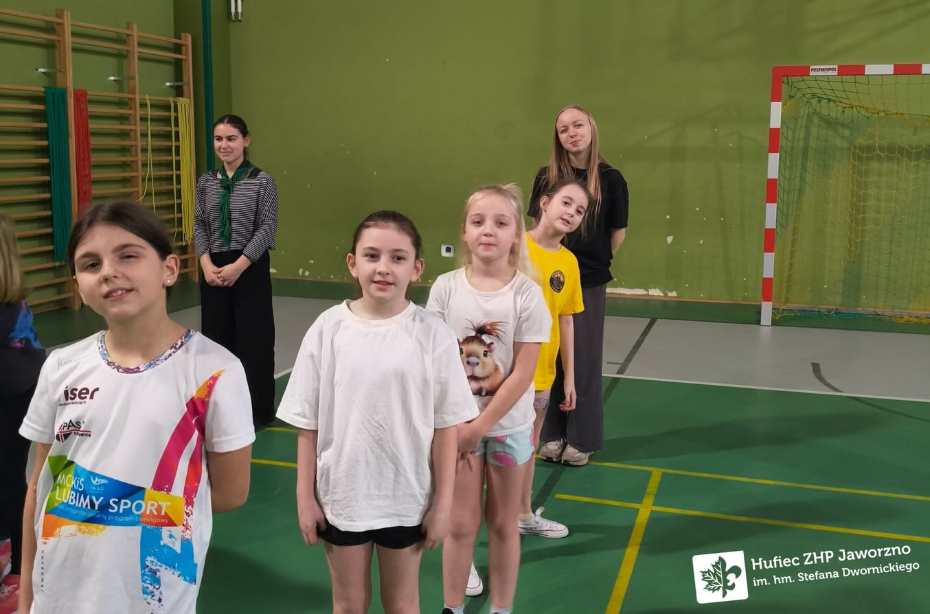 W zeszłą sobotę (tj. 07.02) odbyła się Olimpiada Zuchowa.

Całość zaczęła się od oficjalnego rozpoczęcia oraz muzycznej (6/18)