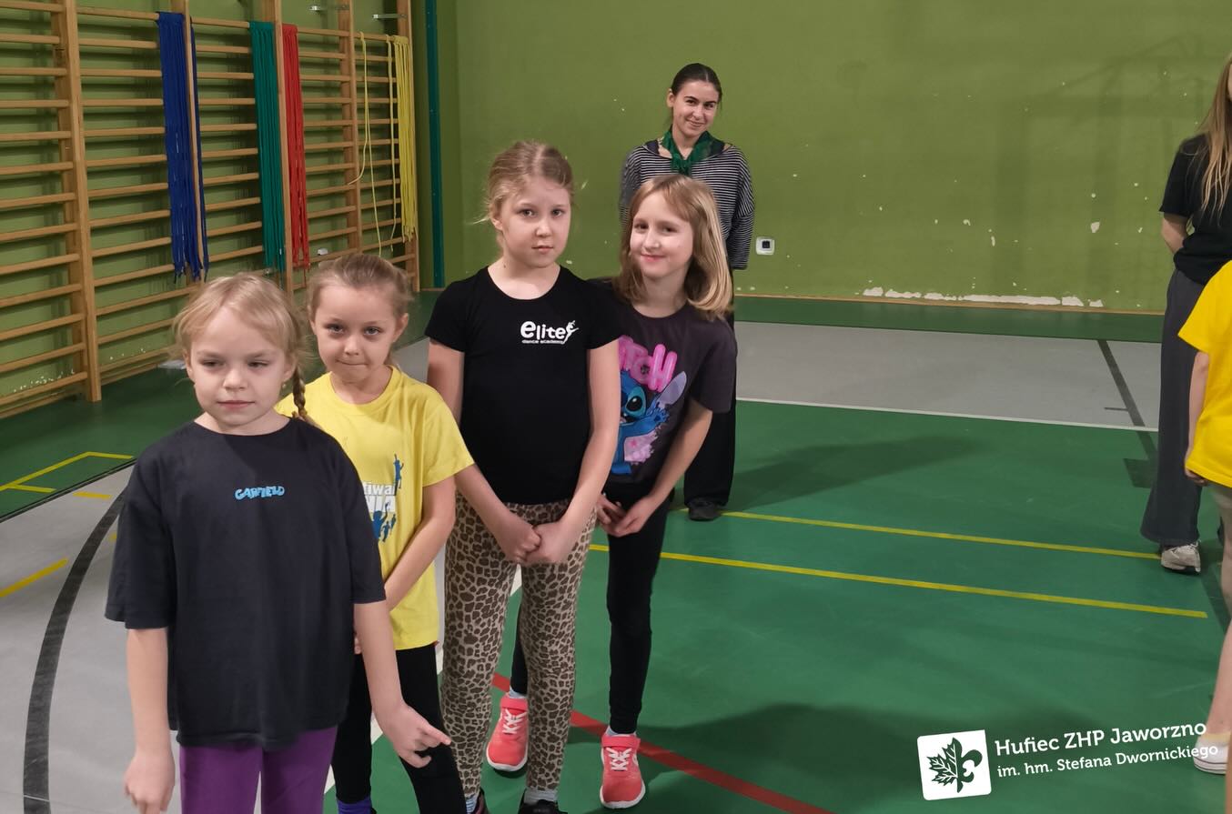 W zeszłą sobotę (tj. 07.02) odbyła się Olimpiada Zuchowa.

Całość zaczęła się od oficjalnego rozpoczęcia oraz muzycznej (7/18)