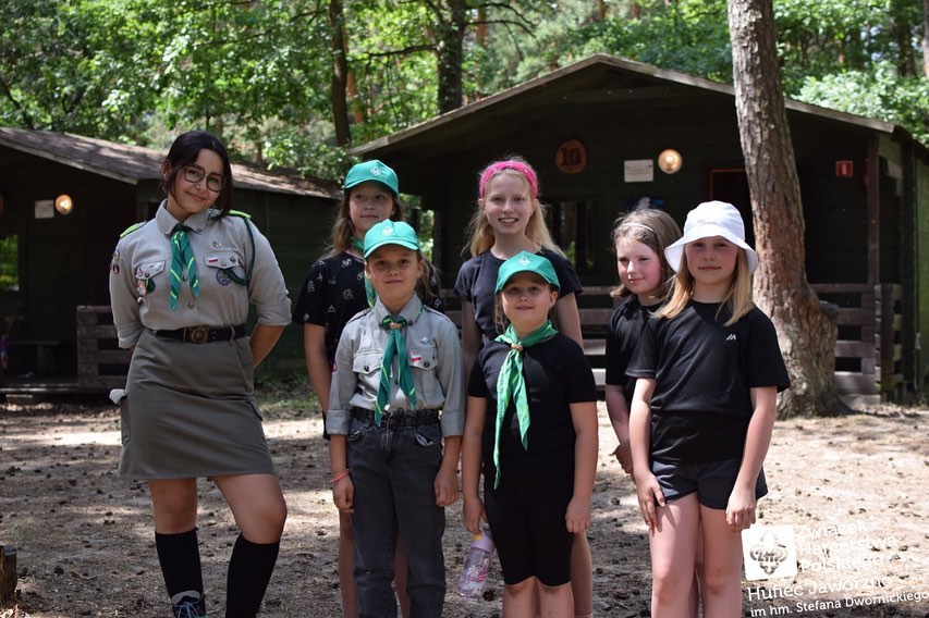 Czuj, czuj, czuwaj!⚜️

Przedstawiamy wam fotorelację z pierwszych dni naszej kolonii zuchowej w Siamoszycach! 🏕️

Podcza (7/9)