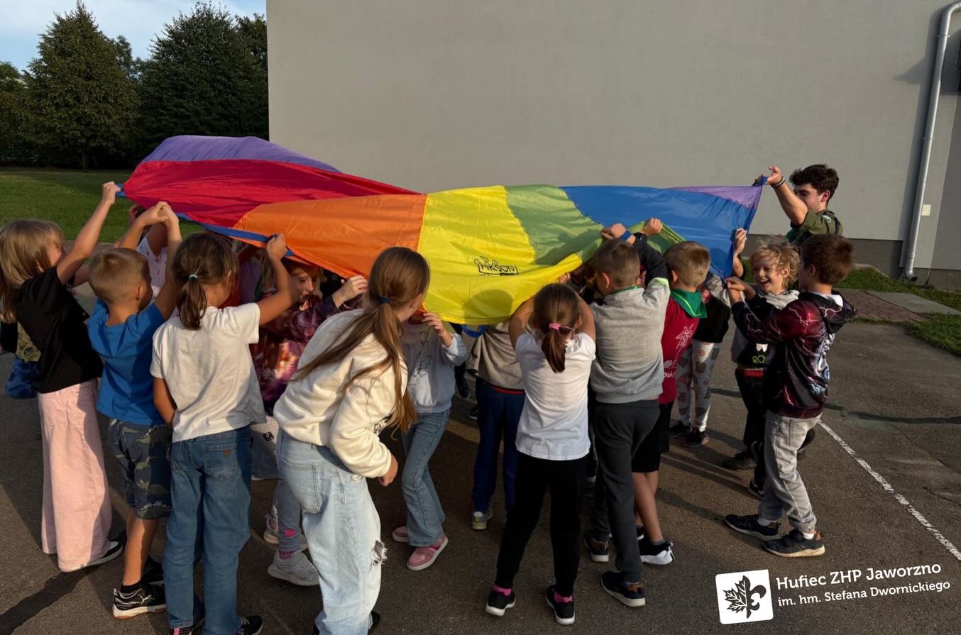 Dzień Myśli Braterskiej to wyjątkowy moment, w którym skauci i harcerze na całym świecie myślą o sobie nawzajem, okazują (6/20)