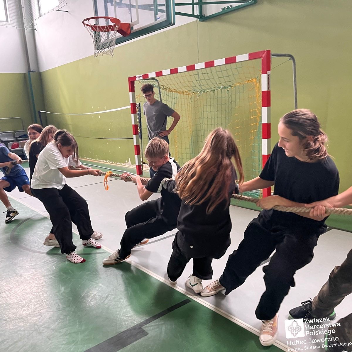 Czuwaj!
W ostatni weekend odbyło się oficjalne rozpoczęcie roku harcerskiego na sportowo - Harcerski Start 2024🏃‍♂️. Zuc (6/9)