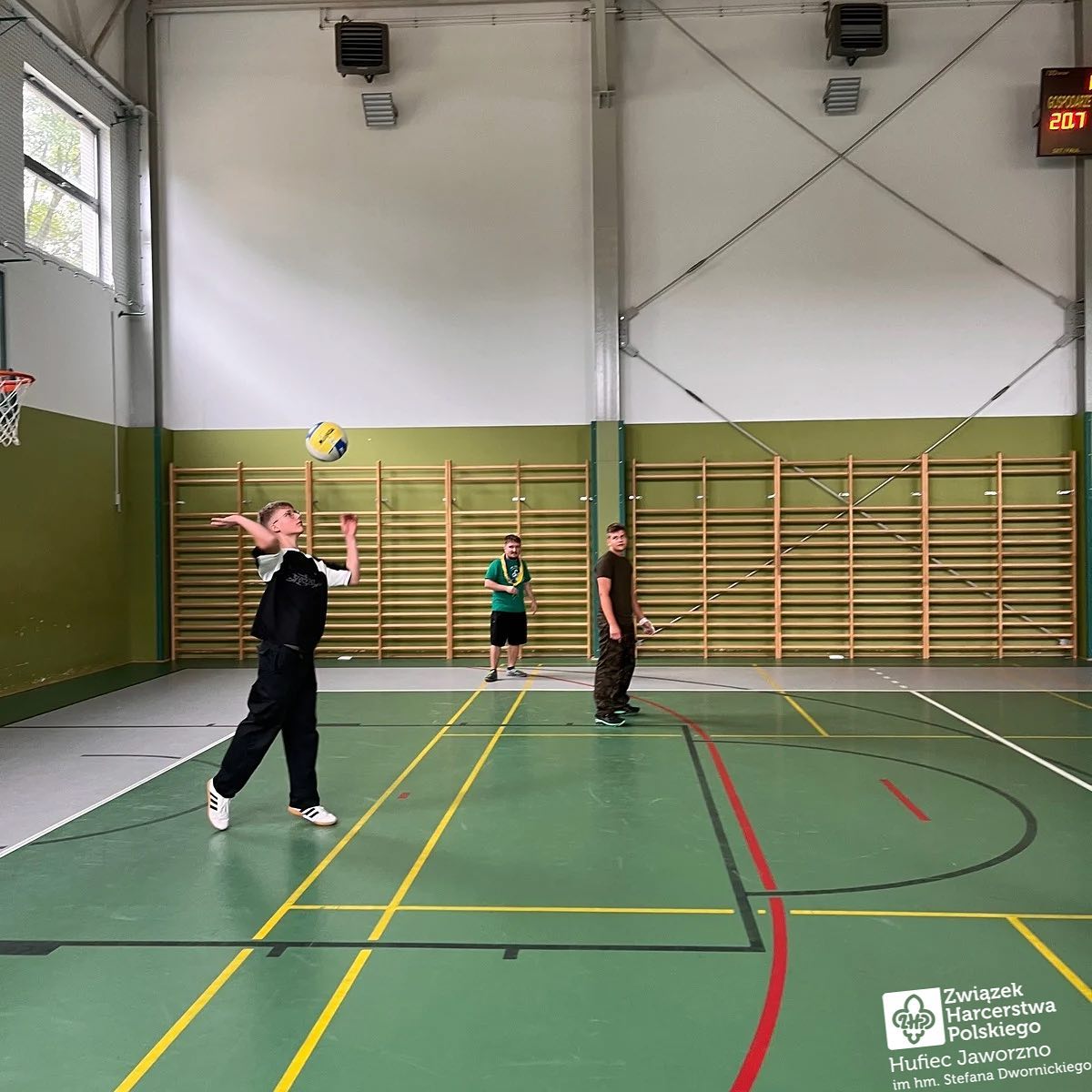 Czuwaj!
W ostatni weekend odbyło się oficjalne rozpoczęcie roku harcerskiego na sportowo - Harcerski Start 2024🏃‍♂️. Zuc (8/9)